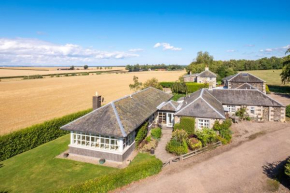 Denbrae Cottage West